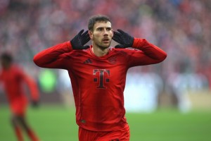 球員集錦：德國(guó)新“巴拉克”！腳下細(xì)膩的B2B全能中場(chǎng)格雷茨卡