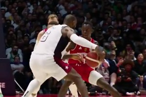 慢鏡回看詹姆斯最后時刻單挑施羅德，滿滿都是細(xì)節(jié)