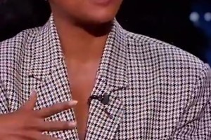 韋德妻子曾說：我老公老是喜歡穿中小碼褲子，我都能看到他的