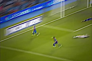 永遠(yuǎn)的禁區(qū)殺手！這么多年梅西在禁區(qū)的敏銳嗅覺一直沒有改變！