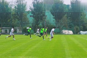 初生牛犢！國(guó)安U21小將李澤生在對(duì)陣一線(xiàn)隊(duì)比賽中梅開(kāi)二度