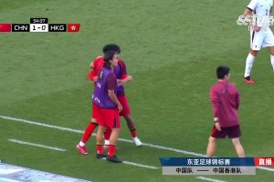 沖突中王鈺棟很是激動(dòng)，好兄弟蒯紀(jì)聞一直拉住