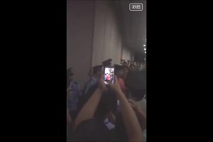 敢罵我老婆??當(dāng)年郜林扔鞋，欲暴打嘴臭球迷