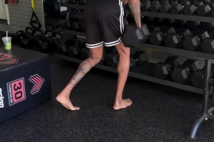 亞歷山大和沃克兄弟倆關(guān)系真好 休賽期天天在一起訓(xùn)練