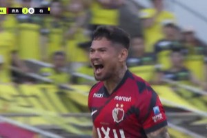 J聯(lián)賽驚現(xiàn)超級遠射！鹿島外援塞阿拉半場抽射破門