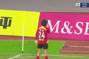 致敬偶像！蘇州隊小將寇程破門后做梅西歐冠經典慶祝動作