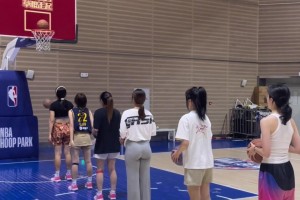 她們拍了幾次不重要，我只關(guān)心第四個妹子累不累