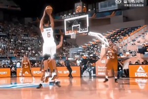 很多人可能都忘了，巔峰的克萊是怎么打球的