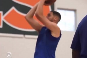 畢竟前隊(duì)友?克萊與拉塞爾在邁阿密一同訓(xùn)練~~