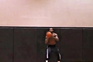 還有機(jī)會能在扣籃大賽上看到詹姆斯的表演嗎？