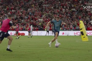 看看表現(xiàn)如何？約克雷斯加盟阿森納的首場(chǎng)訓(xùn)練賽