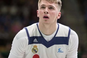 東契奇的籃球天賦有多夸張？楊毅：他在青年隊(duì)是就斷層領(lǐng)先了