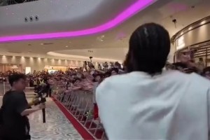 登哥在中國人氣就是頂流哈登中國行現(xiàn)場球迷數(shù)以萬計(jì)?。?！