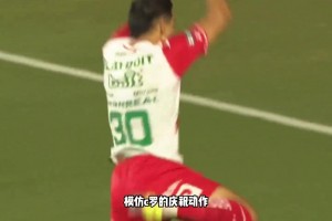 十分搶戲！梅西因傷下場，對(duì)手進(jìn)球后模仿C羅慶祝