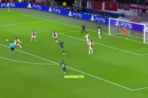 國外網(wǎng)友剪輯了努涅斯紅軍生涯錯失機會集錦