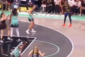 馬布里此前：詹姆斯無法與喬丹相提并論，你見過喬科罰球三不沾嗎？甚至還裝手滑