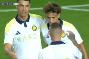 菲利克斯造點(diǎn)，C羅點(diǎn)射破門上演帽子戲法！勝利4-0領(lǐng)先里奧阿維！