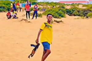 “我的眼睛就是尺”！我宣布，這是世界上最有權威的主裁判