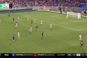 輕輕松松！劉易斯橫傳，哈蘭德稍作調(diào)整后低射破門