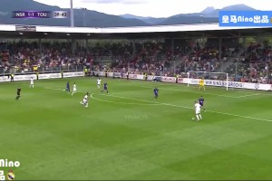 曼聯(lián)小小羅！40歲C羅絲滑花式連招秀麻了，但這一套累夠嗆