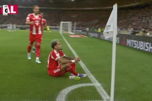 拜仁生涯首球！格納布里反擊傳中，迪亞斯頭球破門