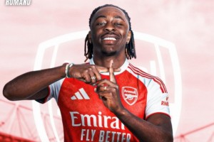 HWG！阿森納截胡熱刺超6000萬磅搶簽埃澤，來欣賞其個人集錦