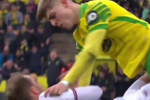 這才是真正的足球！球員：我記得你，你戰(zhàn)勝過死神！