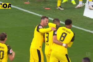 帶刀侍衛(wèi)！中衛(wèi)安東禁區(qū)內(nèi)打門(mén)得手！多特2-1再次領(lǐng)先圣保利！