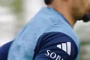 熱蘇斯曬訓(xùn)練視頻，配文：7個(gè)月來(lái)飽受痛苦，如今終于輕松