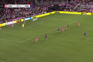 鎖定勝局！特拉斯科&蘇亞雷斯撞墻配合，前突入禁區(qū)破門