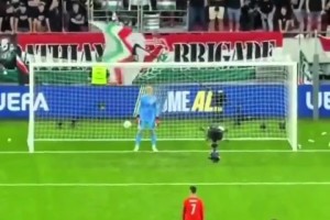 世預(yù)賽射手王！C羅的Siuuu甚至蓋過了匈牙利主場的助威聲