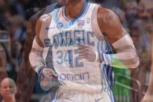 霍華德和字母哥，誰(shuí)身體素質(zhì)更好？楊毅：不好說(shuō)，字母哥技術(shù)更好