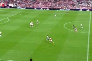 埃澤反越位助攻，約克雷斯轟賽季第3球，阿森納2-0領(lǐng)先