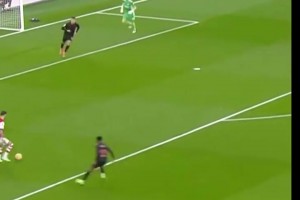 這球有多少當(dāng)年的影子？名場面：阿森納20秒從后場推到進(jìn)球！