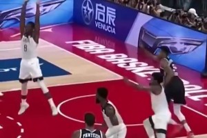 現(xiàn)在已經(jīng)適應(yīng)FIBA了！19年世界杯，字母哥被斯瑪特防懵了！