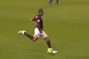 無心插柳，還是有意為之？亨利這么踢你知道嗎！