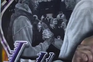 重溫昔日溫情時(shí)刻?hào)|契奇與科比&Gigi的最新壁畫~