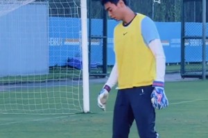 申花賽前：李可復(fù)出有望首發(fā)，阿馬杜和米內(nèi)羅單獨(dú)恢復(fù)訓(xùn)練