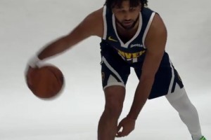 好家伙，賈馬爾-穆雷換了個(gè)發(fā)型，差點(diǎn)都沒認(rèn)出來