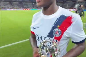 集體發(fā)力！歐冠曼聯(lián)3名舊將當(dāng)選MVP，拉什福德助攻霍伊倫雙響！