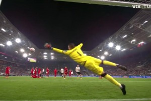 圓月彎刀！勞姆任意球直接破門！德國(guó)1-0領(lǐng)先盧森堡！