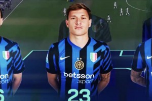 這球真的太不講理了！場(chǎng)邊視角看迪亞斯禁區(qū)內(nèi)爆射近角破門(mén)！