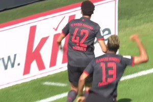 一腳踢出一座冠軍！他這球，成了拜仁那個(gè)賽季唯一的遮羞布！