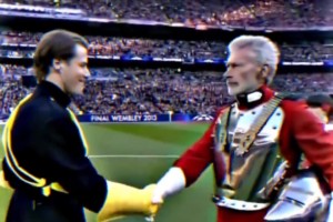 拜仁vs多特！最經(jīng)典的歐冠決賽開場