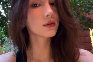 太有感覺了！楊政女友孟雅芳：比美照更有吸引力的是live~