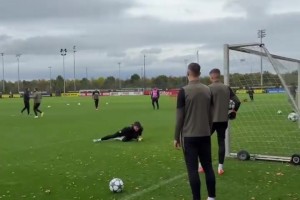 看球員射門訓(xùn)練也是一種享受！多特最新的訓(xùn)練小樣！