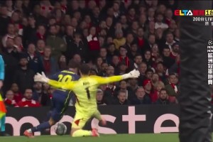 拉亞這次出擊太危險(xiǎn)了！阿森納球迷：感謝小蜘蛛不殺之恩！