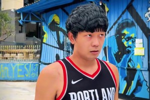 這波模仿什么水平？模仿帝陳海泳模仿楊瀚森今日NBA首秀