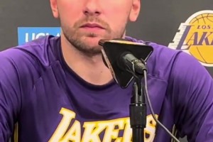 東契奇：上賽季對(duì)我來(lái)說(shuō)真的很艱難！我想忘記上賽季，不想多提