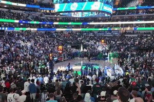 MVP！獨(dú)行俠主場(chǎng)居然有這么多的SGA球迷，不停為他歡呼